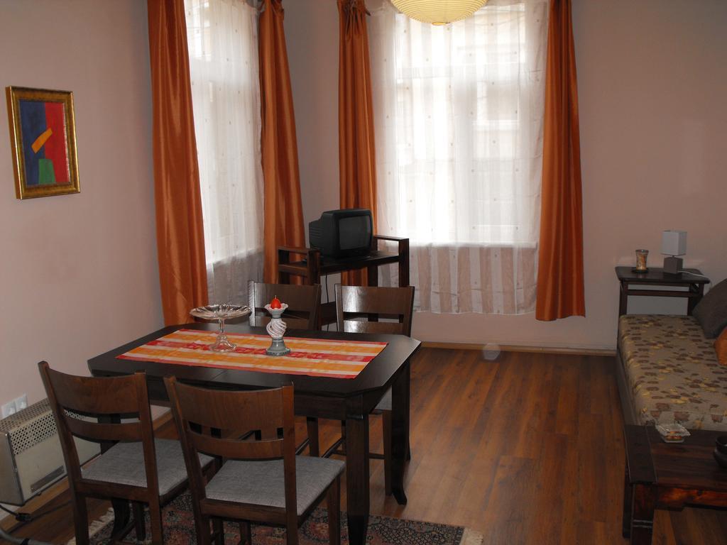 Apartamento Julia Garden Burgas Exterior foto